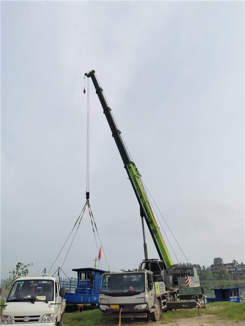 麻阳桥梁建设吊装案例